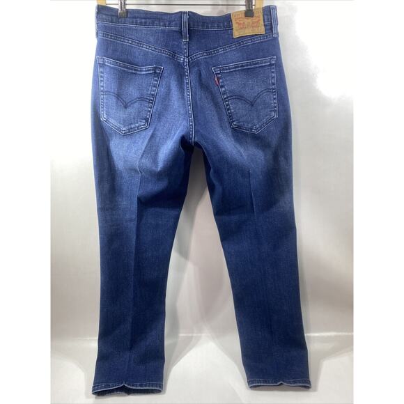 Levi's Premium 541 Athletic Dark Wash Taper Leg Jeans Men's 32x30  Dry Cleaned - Picture 6 of 11